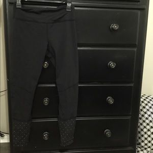 Lululemon size 6 leggings